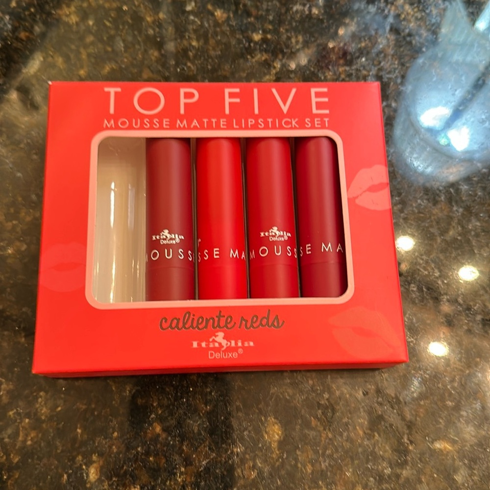 4 new Italia matte lipsticks